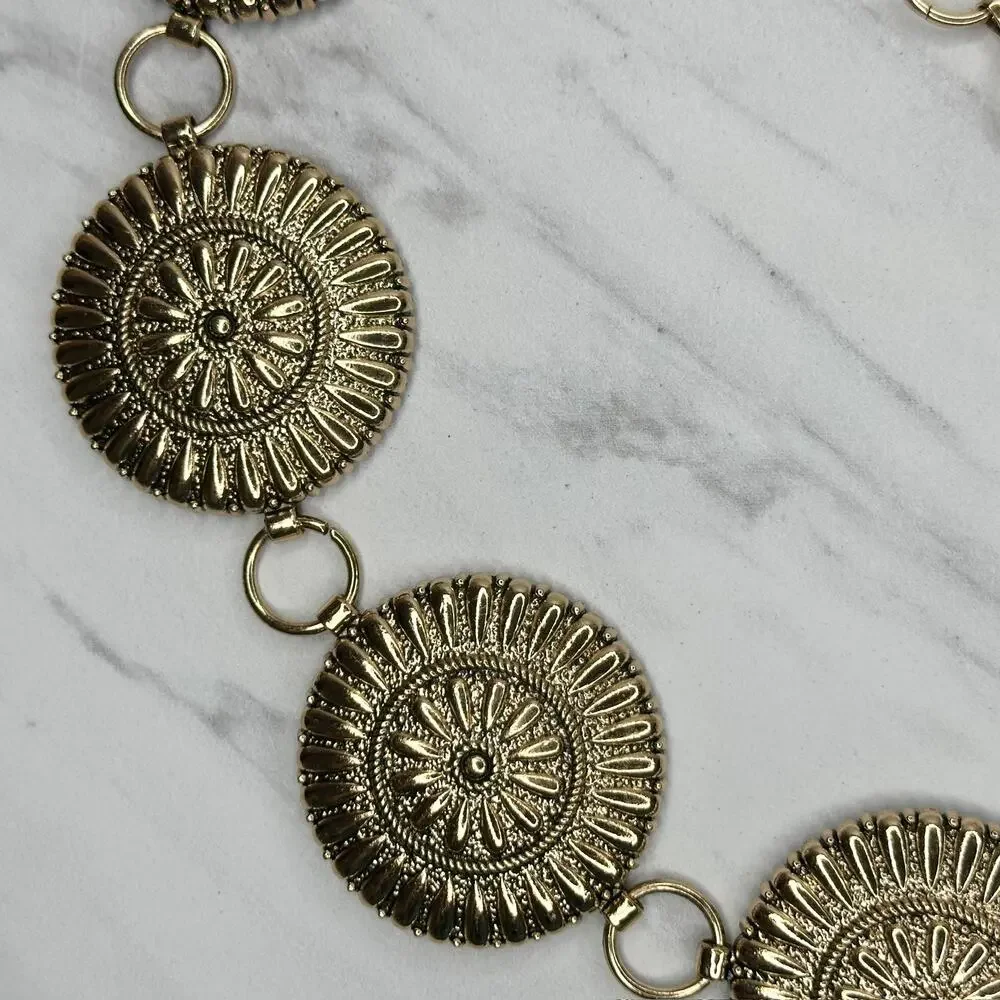 Flower Concho Sunburst Gold Chain Belt OS ✨